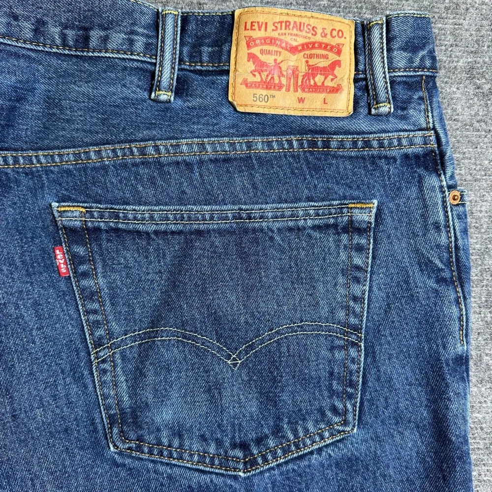 Levis 560 Comfort Fit Jeans Mens Blue Relaxed Tapered Leg Denim Pants 46x29